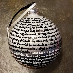 zweifarbige Kugel, zweifarbig beschrieben